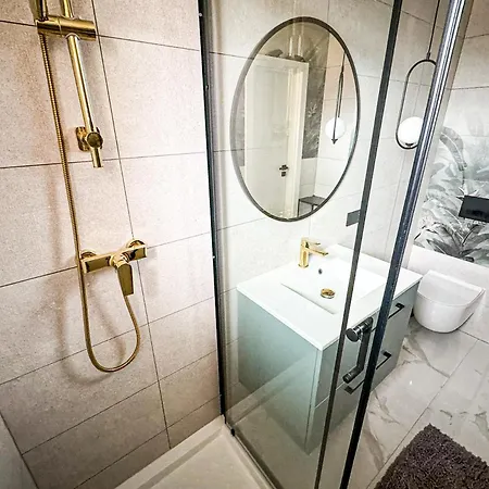 Przy Plaży Kwatera prywatna *